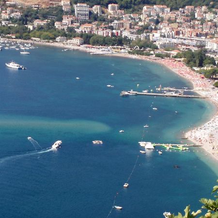 Lux Beach Apartment Будва Екстериор снимка