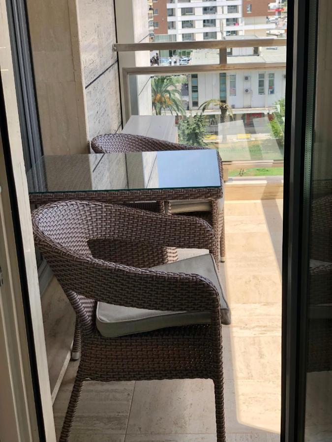 Lux Beach Apartment Будва Екстериор снимка