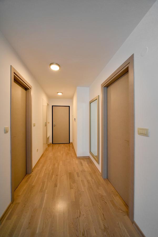 Lux Beach Apartment Будва Екстериор снимка