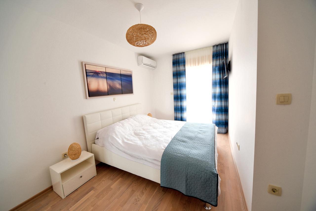 Lux Beach Apartment Будва Екстериор снимка